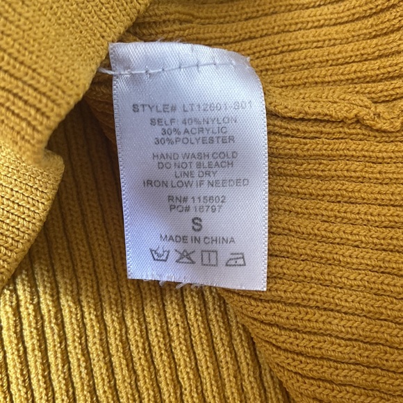 Lush crop top - Picture 4 of 4